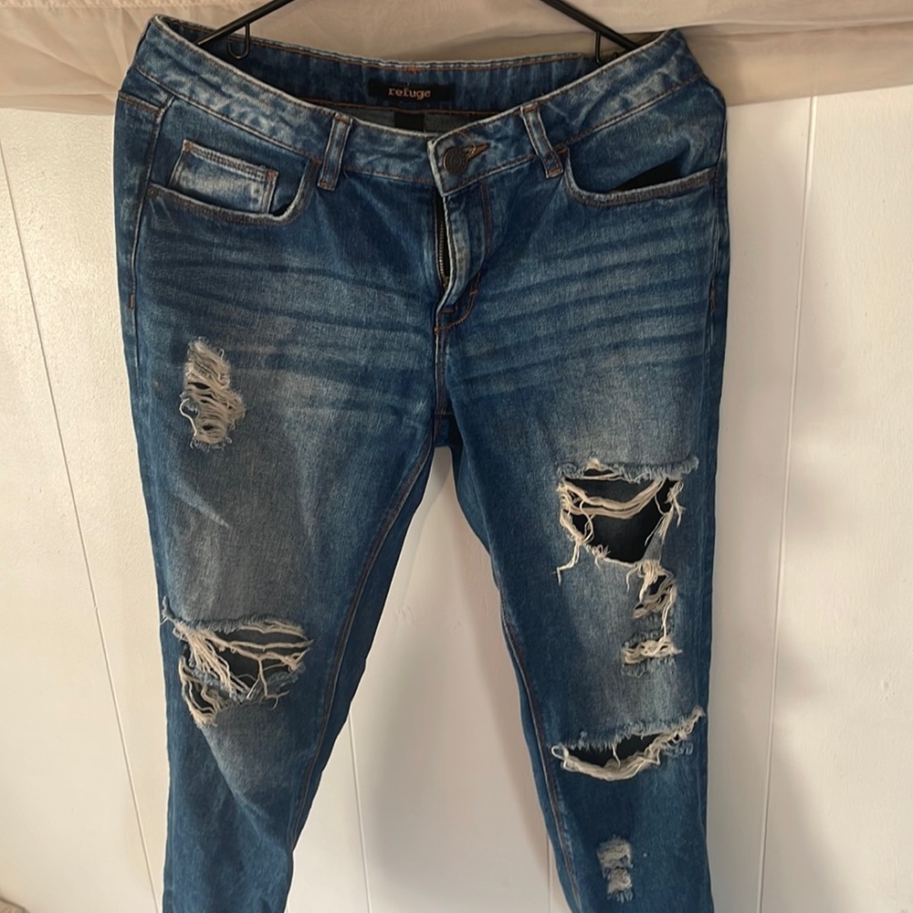 Refuge Destroyed Jeans
